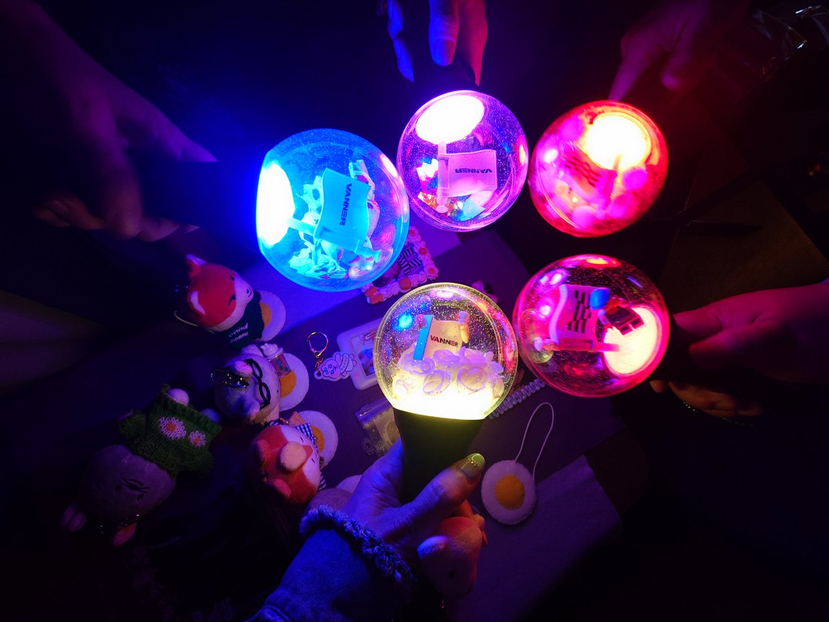 まつたろこ tweet media