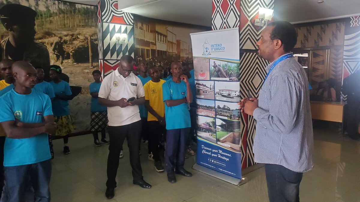 Nyuma yo gusura Urwibutso rwa Jenoside yakorewe Abatutsi <a href="/Kigali_Memorial/">Kigali Genocide Memorial</a> ubu Ex-Combatants bavuye muri #FDLR bari gusura Ingoro y'amateka y'urugamba rwo guhagarika Jenoside kuri <a href="/RwandaParliamnt/">Rwanda Parliament</a> <a href="/demobrwanda/">Rwanda Demobilisation and Reintegration Commission</a> <a href="/RwandaMuseums/">Museums of Rwanda</a> <a href="/RwandaGov/">Government of Rwanda</a>