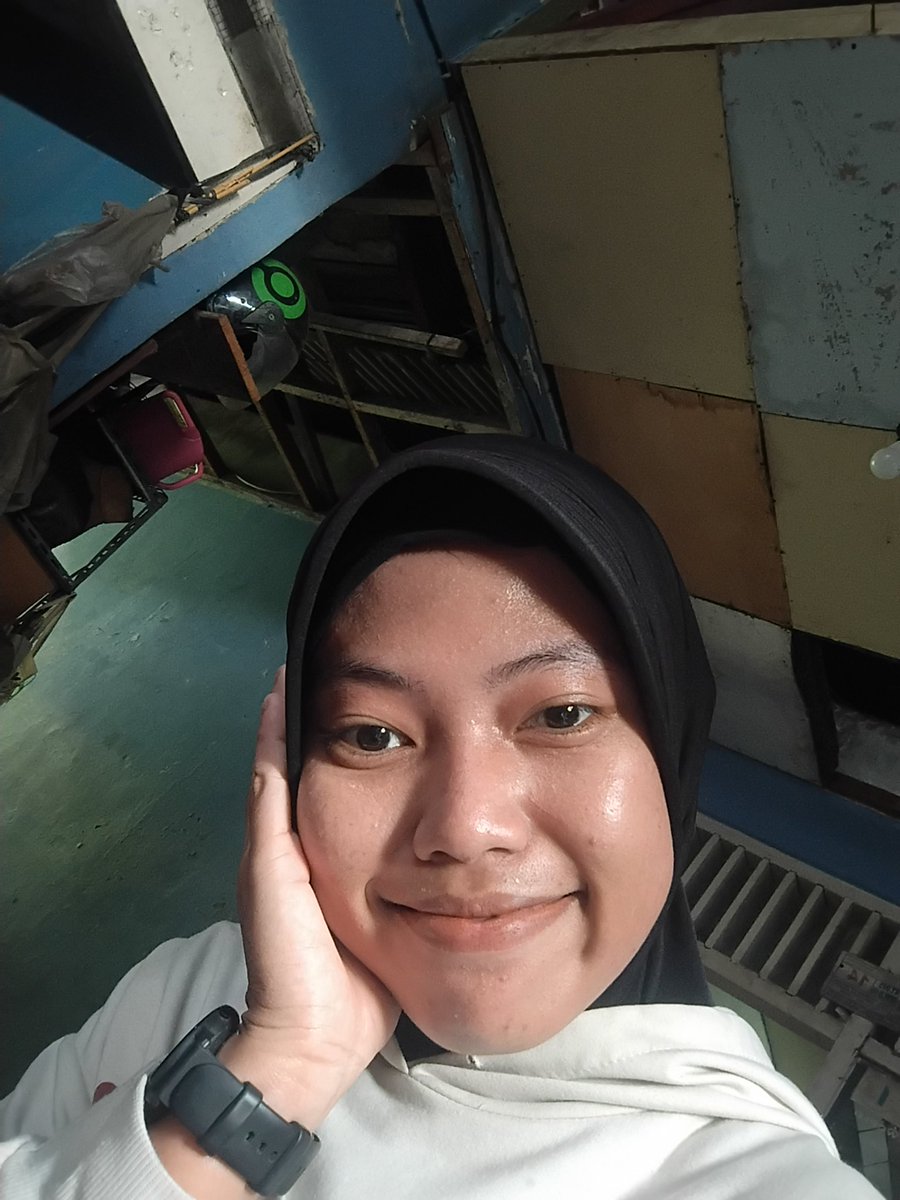 softekcham's tweet photo. Abis makan ya lari https://t.co/aDw0fU3zMi