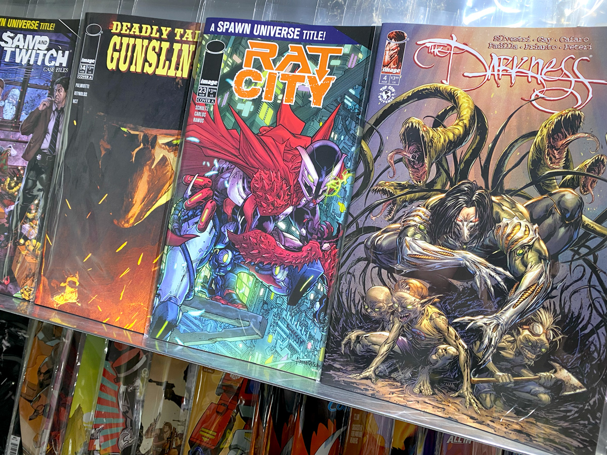 ヴァースコミックス tweet media