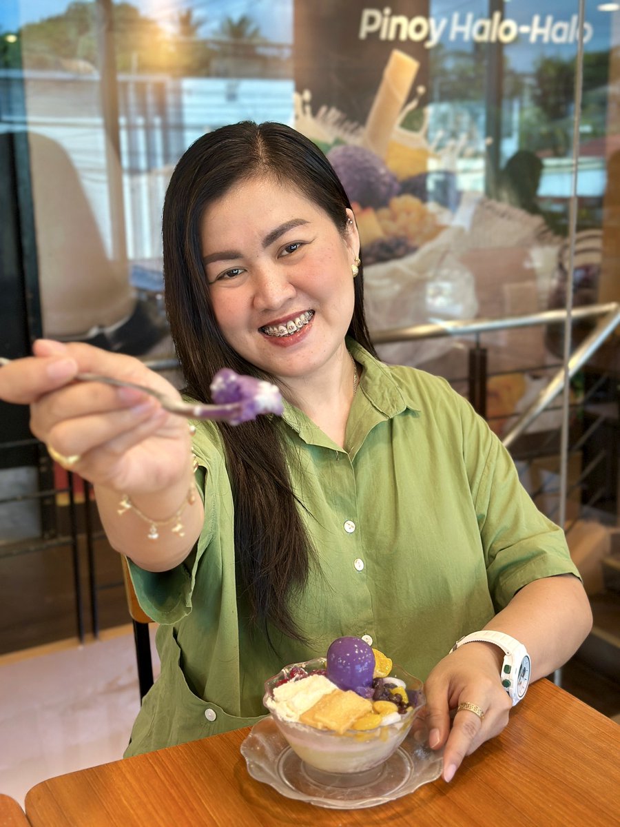 LAJust21's tweet photo. Ready to upgrade your cravings?
Mang Inasal’s Extra Creamy Halo-Halo brings festive cheer with its milk-dusted layers, lingering richness in every spoonful – talagang #NapapasarapPagKaingMangInasal hanggang huling lasap, perfect for sharing with loved ones. 
@MangInasalPH https://t.co/1Tq0SFgYaw