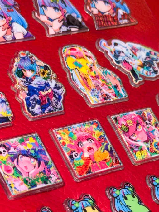 愛娘が「どうしてもボンボンドロップシールが欲しい」と言うので、パパの絵でプクプクブリンバンバンボーンシールを作りました