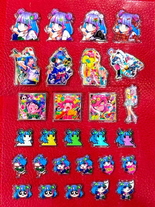 愛娘が「どうしてもボンボンドロップシールが欲しい」と言うので、パパの絵でプクプクブリンバンバンボーンシールを作りました