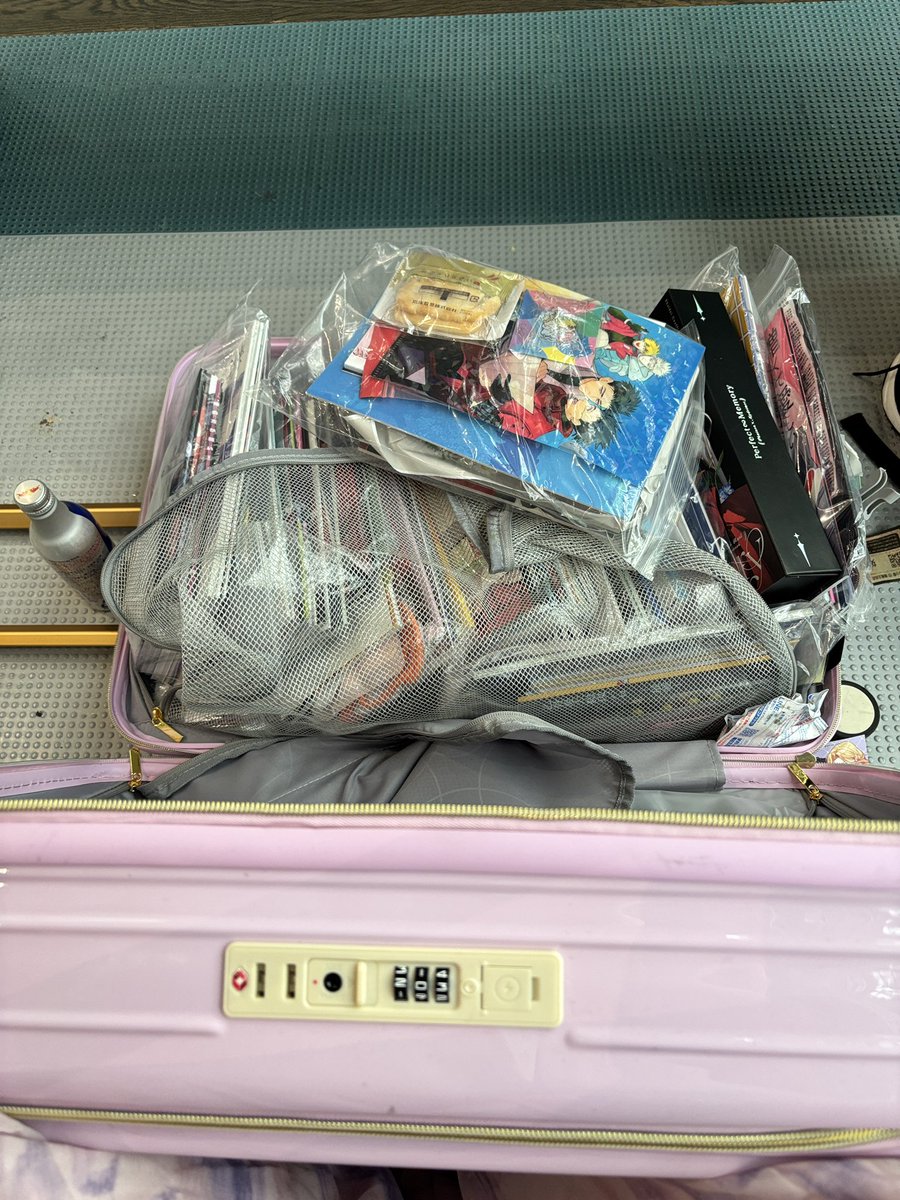 Sai doesn’t give an eff unless dudes are banging tweet media