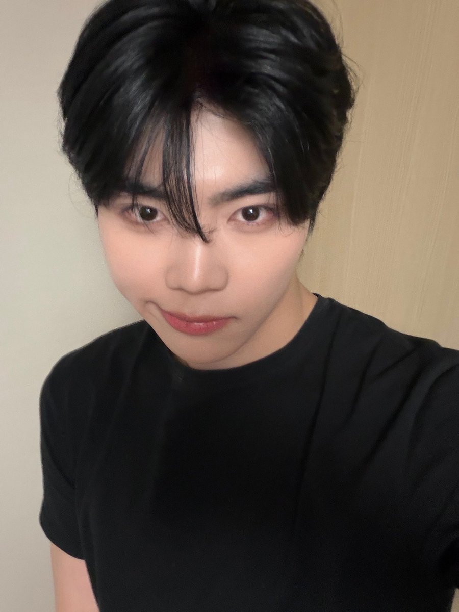 260320 🧸📷 [8:32pm kst]