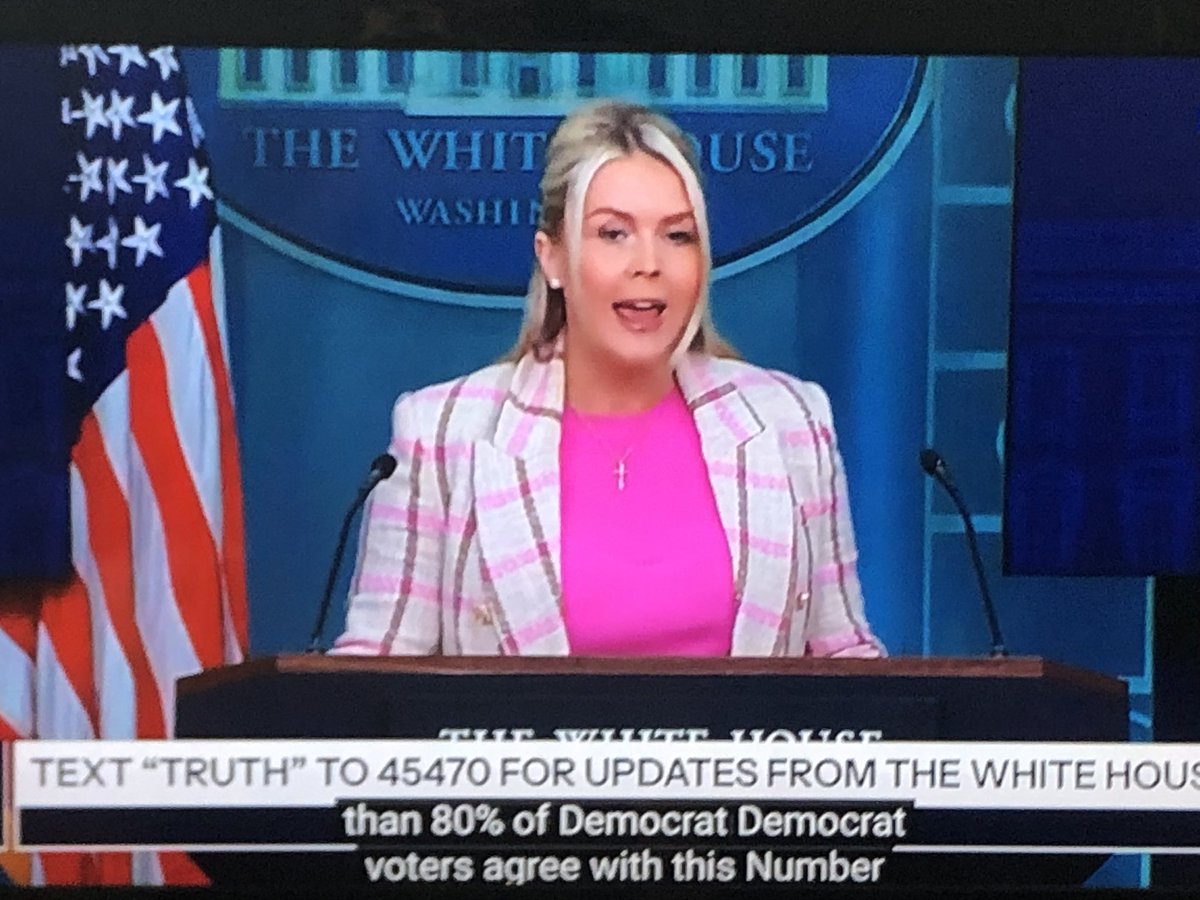 سبیلو tweet media