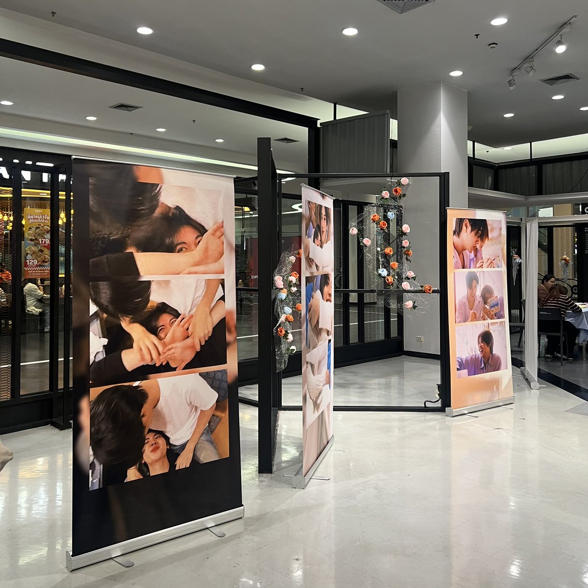 จุ้บส์ ์ tweet media