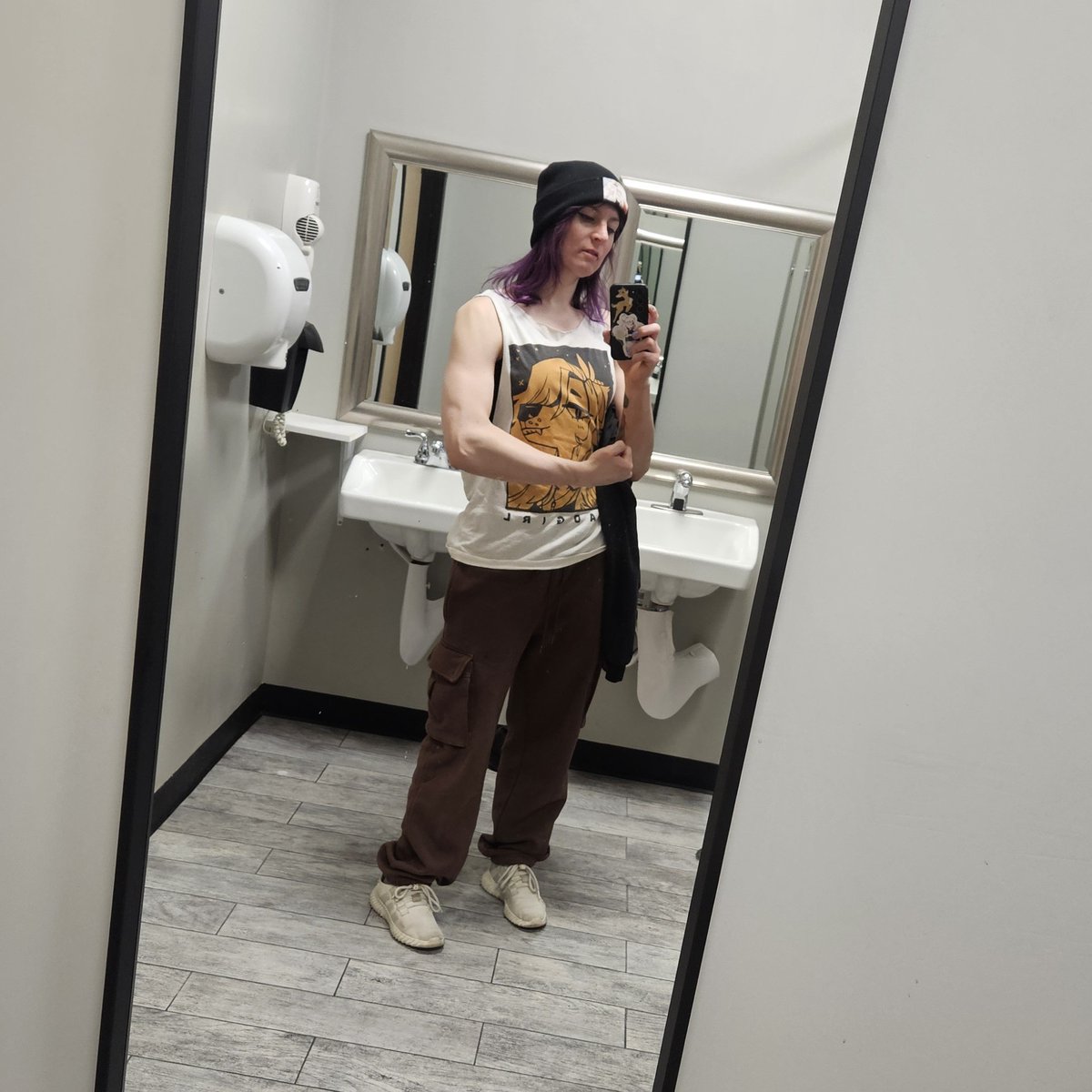 alexandra tweet media