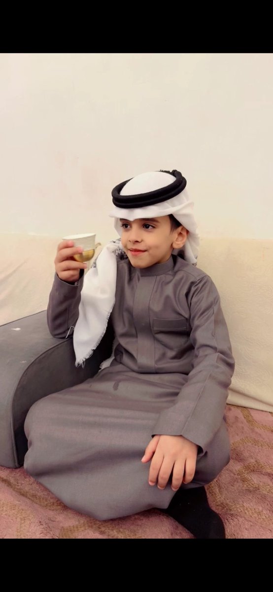 __sos20's tweet photo. عيدكم مبارك وكل عام وانتم بخير ♥️ https://t.co/oHze0yX0zj