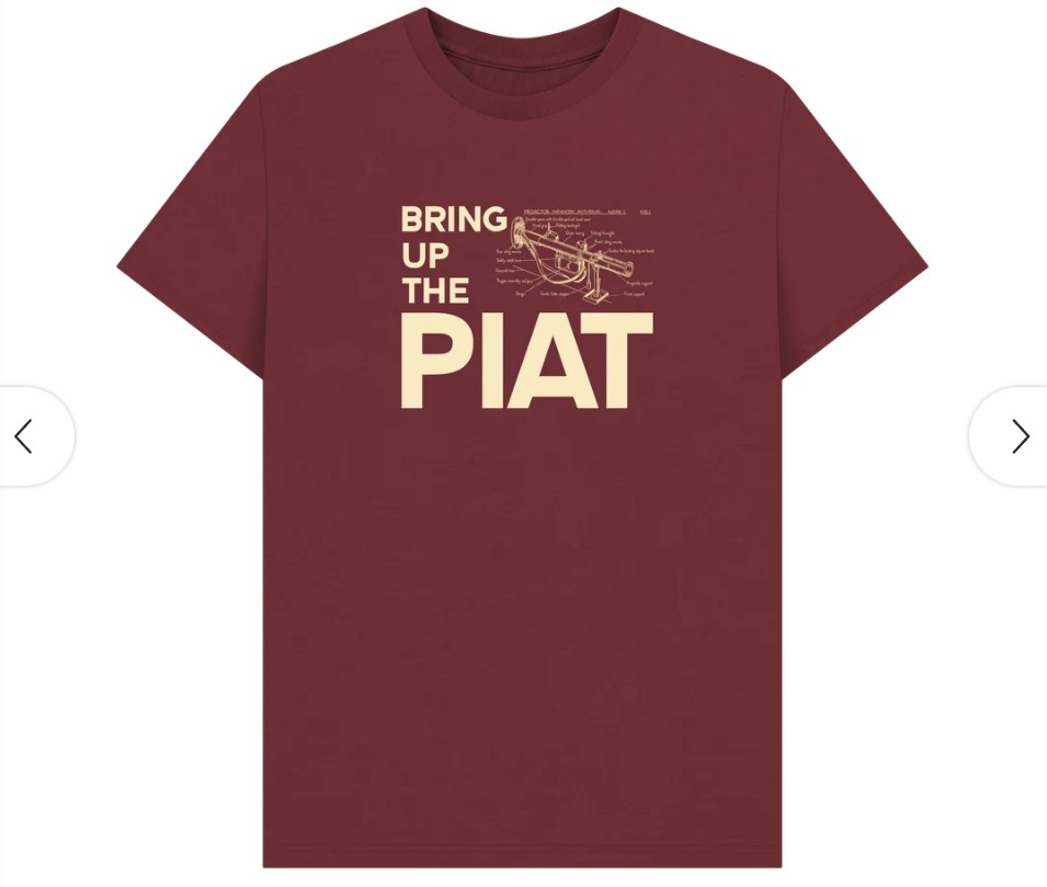 Simon (@redfivemodels on Bluesky) tweet media