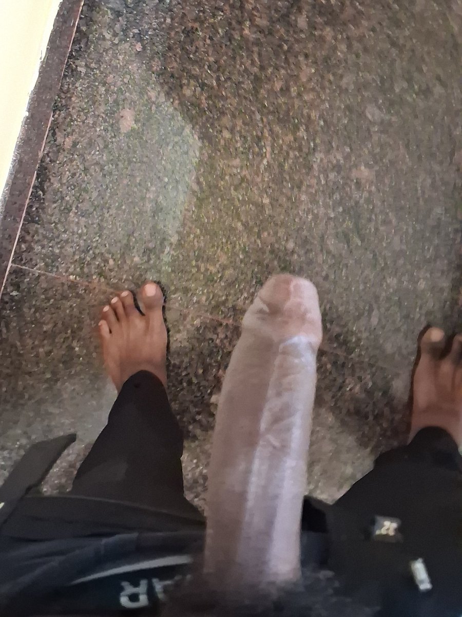 a66076's tweet photo. Kannadiga 
Age 20
my cock 7 inches Top and bottom 
Follow mee https://t.co/nGuRC7abOo