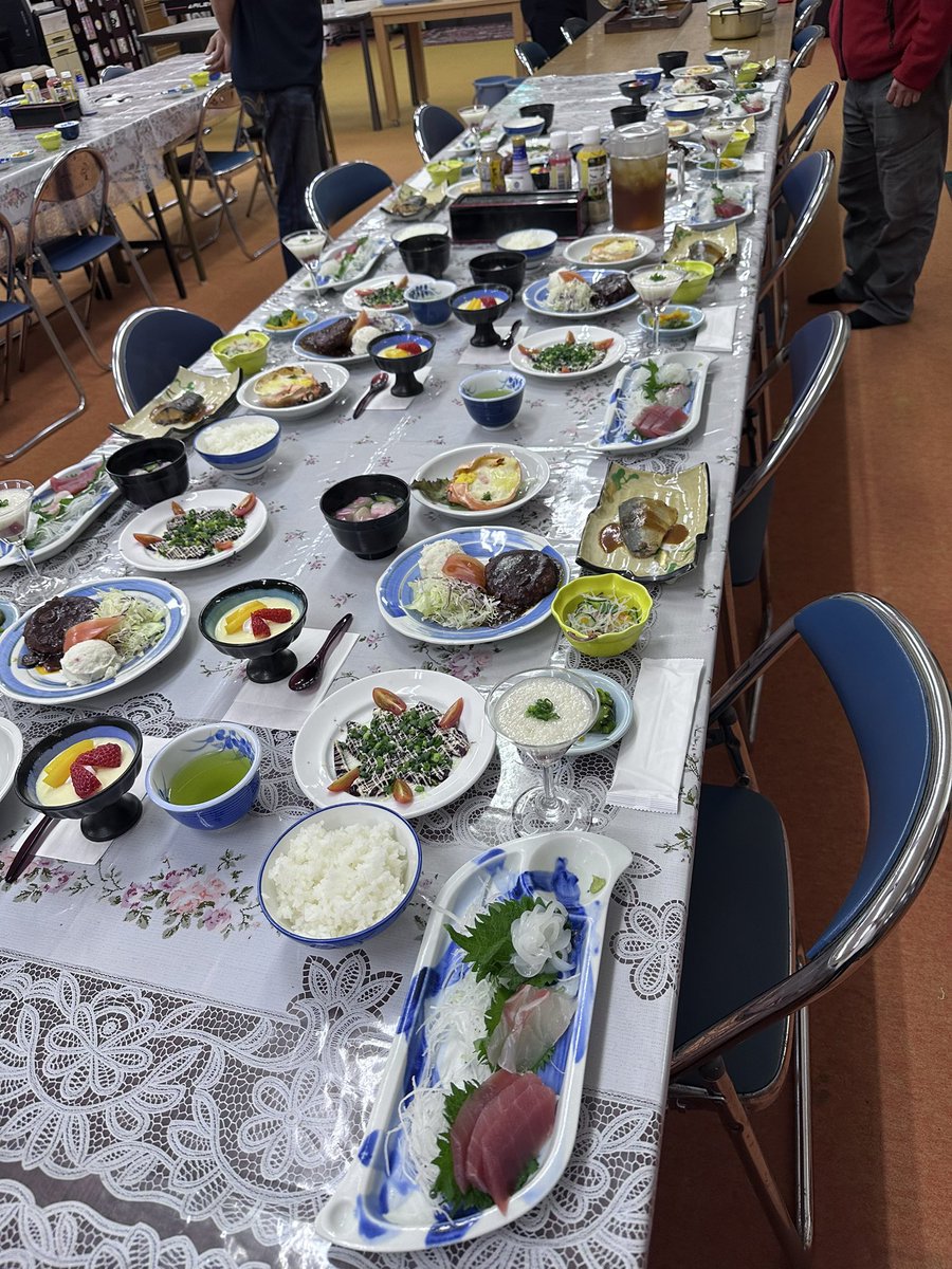bpo2006's tweet photo. 演奏会前恒例の合宿で千葉の岩井に来ております。少ない人数でもしっかり練習しました
#弦楽器 #大人 #初心者 #復帰 #ブランク #募集 #オーケストラ #アマオケ #ヴァイオリン #ヴィオラ #チェロ #コントラバス #ファゴット #メンバー募集 #見学 #青オケ #のだめカンタービレ #青のオーケストラ https://t.co/2KqYLjnTBq