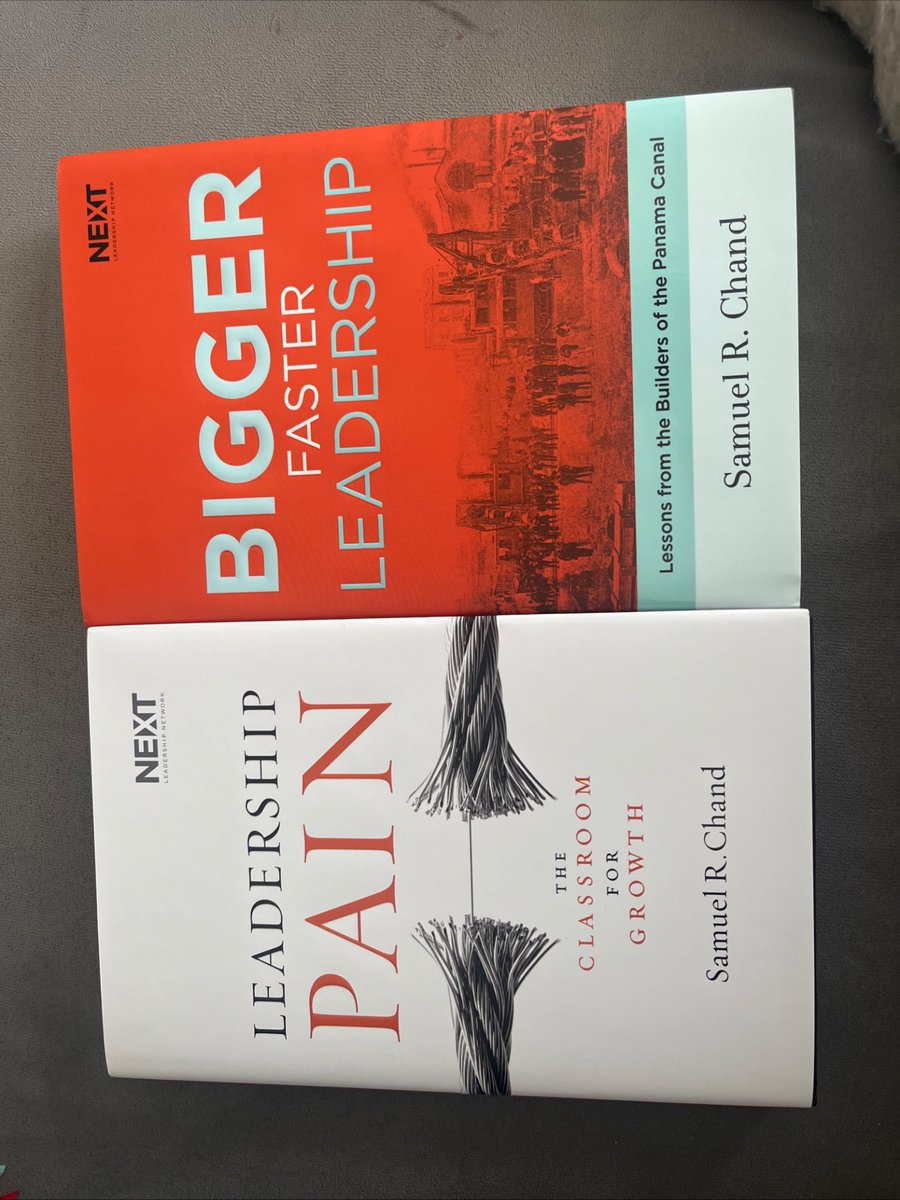 RacheJ's tweet photo. Selling some books on eBay if anyone is interested (need to make room for more 😂) https://t.co/vAOFIAAIDd