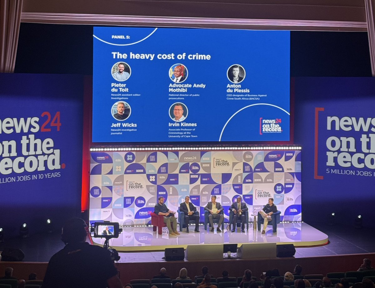 Not a manel to talk about crime, when women are disproportionately victims of violent crime in South Africa, <a href="/News24/">News24 🇿🇦</a> <a href="/PieterDuToit/">Pieter Du Toit</a>. Please do better next time !