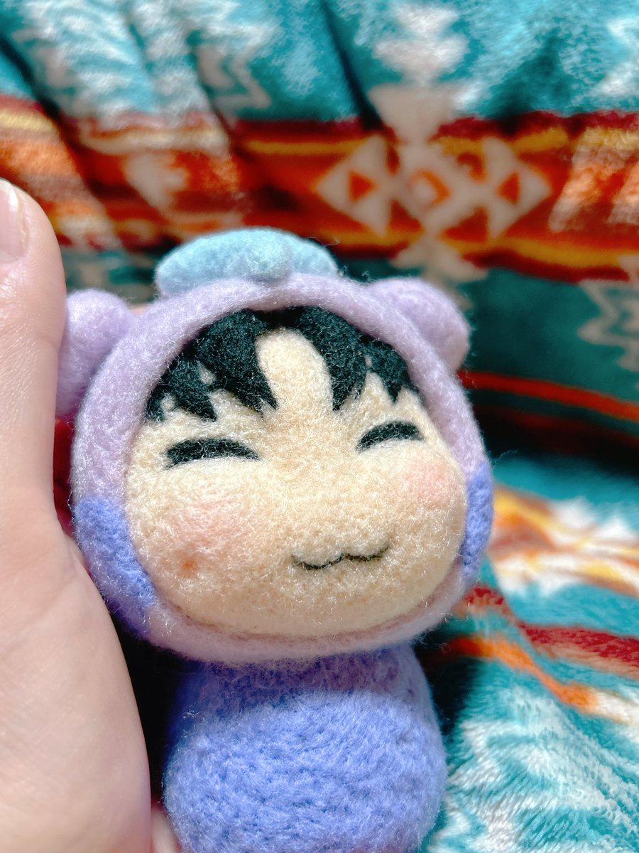 経過報告。
サニのえくぼできました♡

#MIGHTEEZ #SAN #사니 #CHOISAN #羊毛フェルト #양모펠트 #Woolfelt