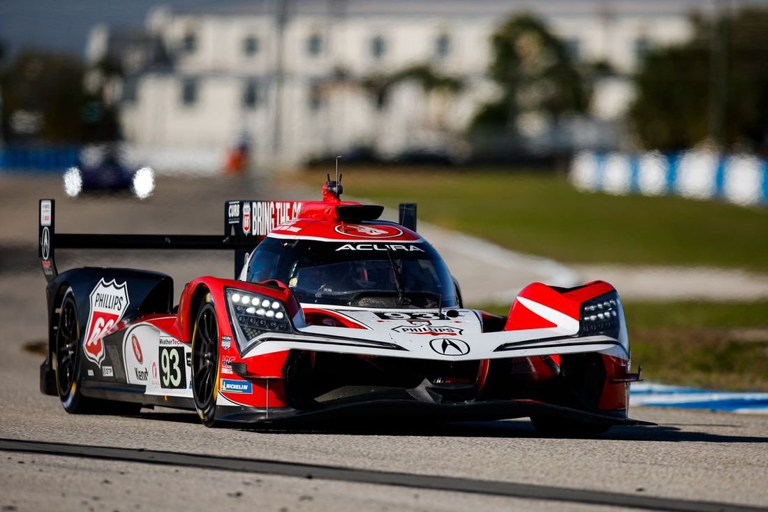 juanjoabsolut's tweet photo. Os recuerdo que este fin de semana tenemos las #Sebring12, con @AlexPalou de nuevo al volante del @MeyerShankRac #Acura93 https://t.co/TXBPsoXK3w
