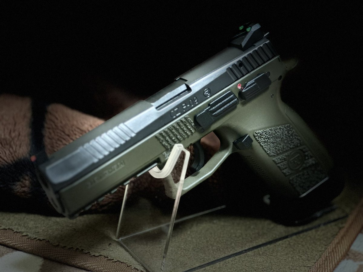 nekonabestation's tweet image. 修正しました。
#CZ #shadow2 #P09 #carbon8 #カーボネイト