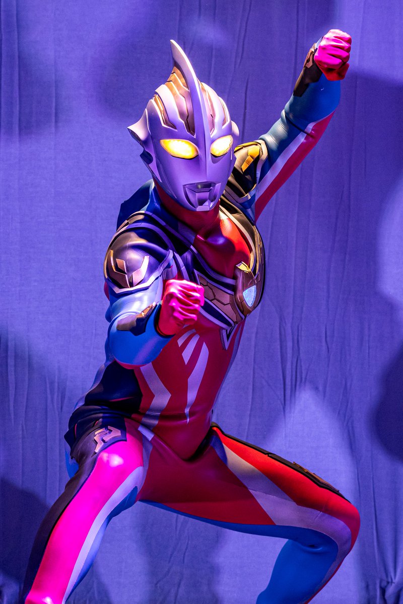 見せてやろう藤宮、僕たちの絆を！

絆…

それがずっと進み続けてきた、僕たちの戦い方だ！

俺は、ウルトマンガイア 
スーパー・スプリーム・ヴァージョンだ…！！

#ウルトラマンガイアSSV
#ウルトラヒーローズEXPO博多
#シュワッチメモリーズ