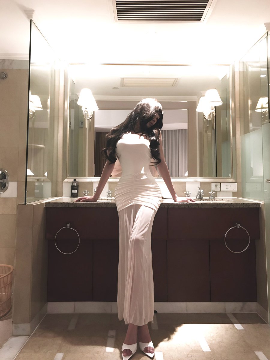 Qiwi_non tweet media