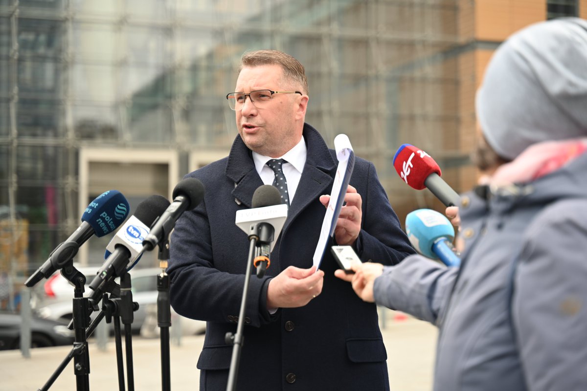 Prawo i Sprawiedliwość tweet media