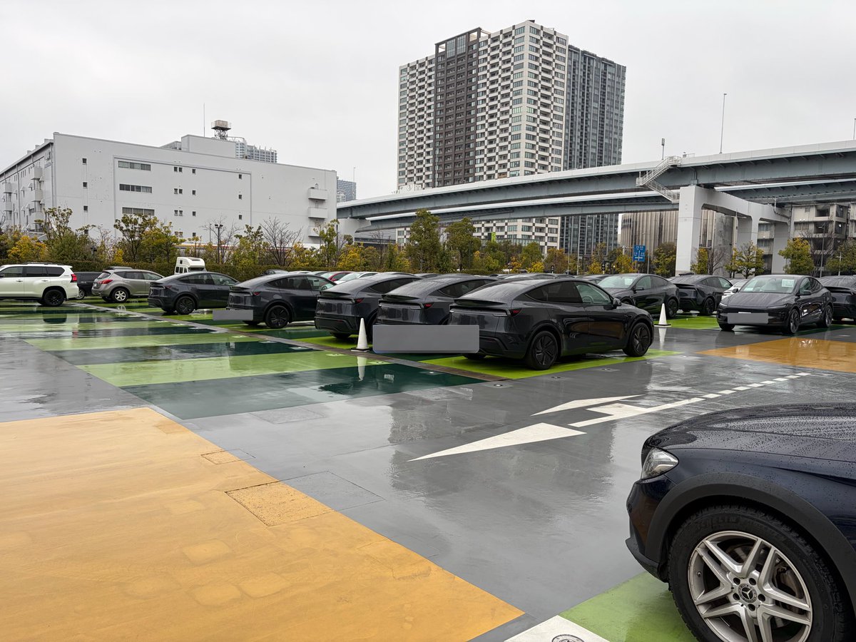 ふぃなーれ tweet media