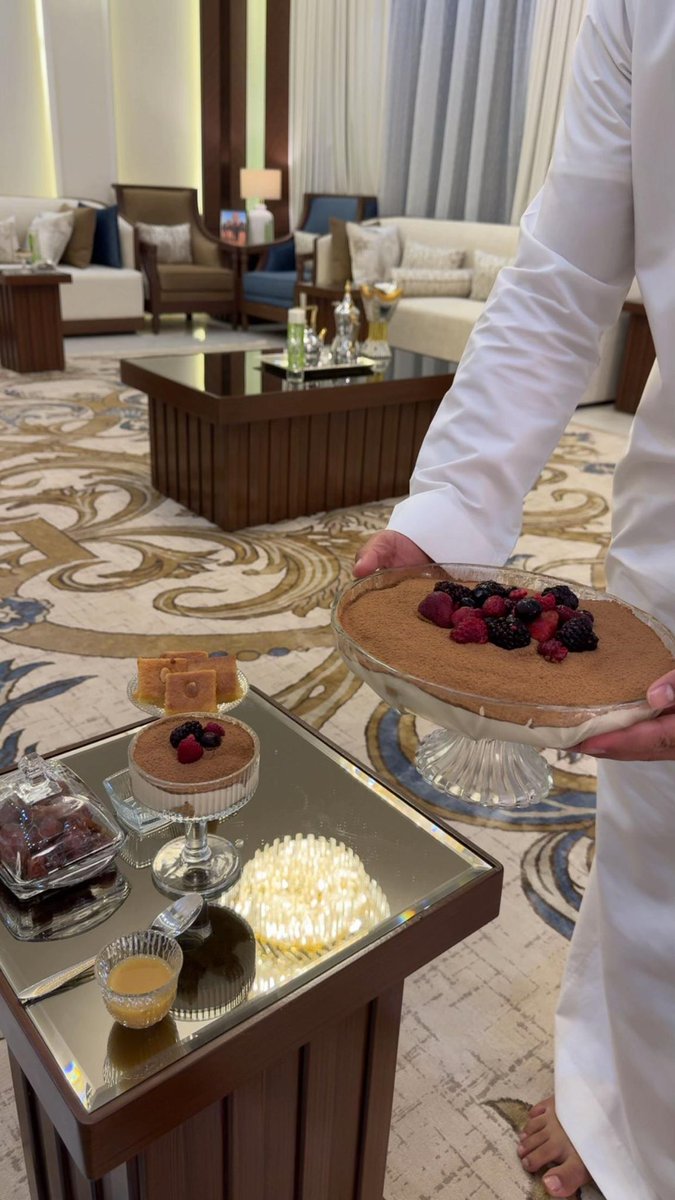maj3d_ss's tweet photo. كل عام وانتم بخير وعيدكم مبارك ✨ https://t.co/QpqaHmqF8l