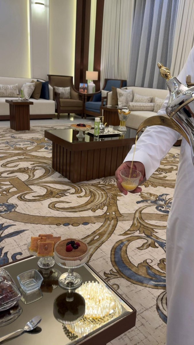 maj3d_ss's tweet photo. كل عام وانتم بخير وعيدكم مبارك ✨ https://t.co/QpqaHmqF8l