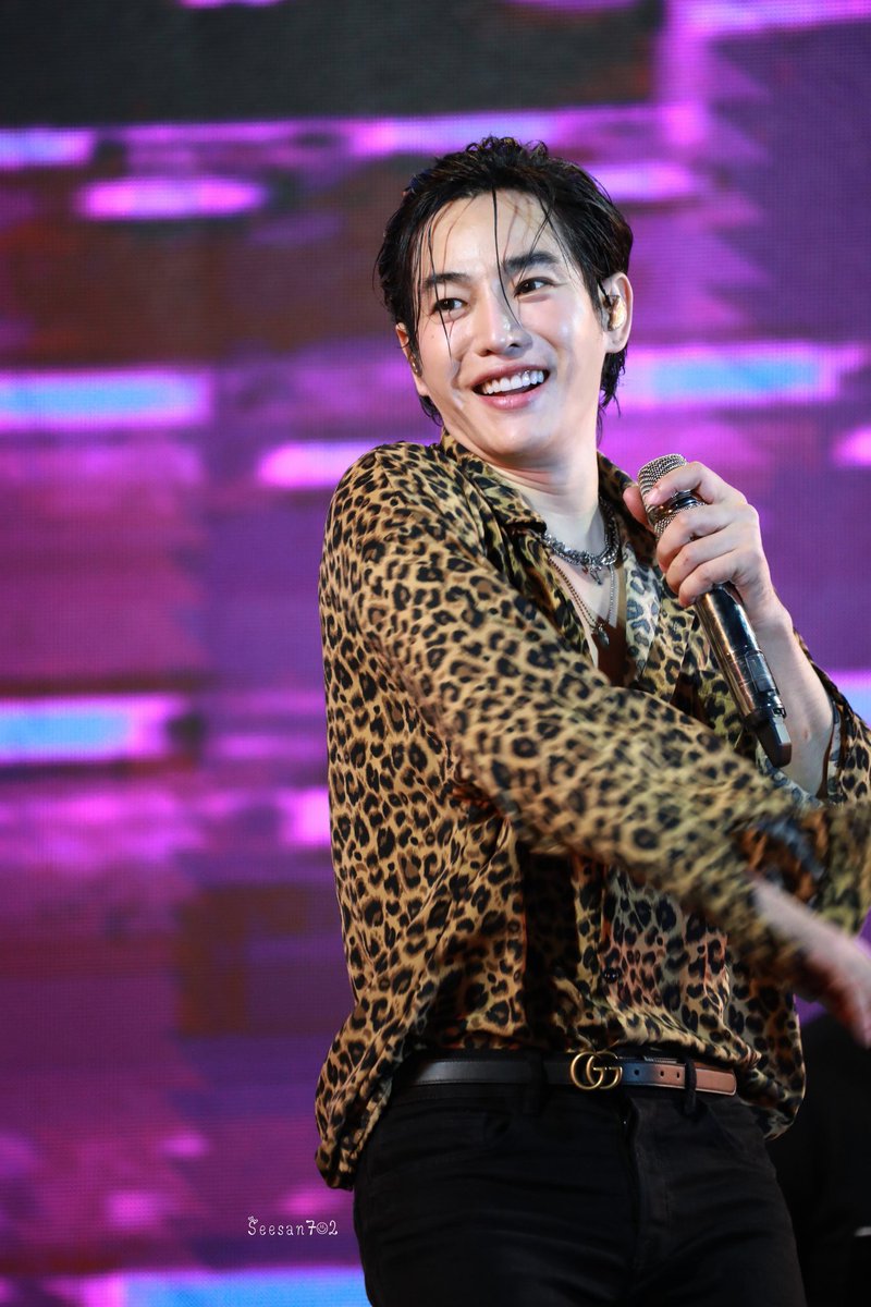 หมูอ้วนๆ tweet media