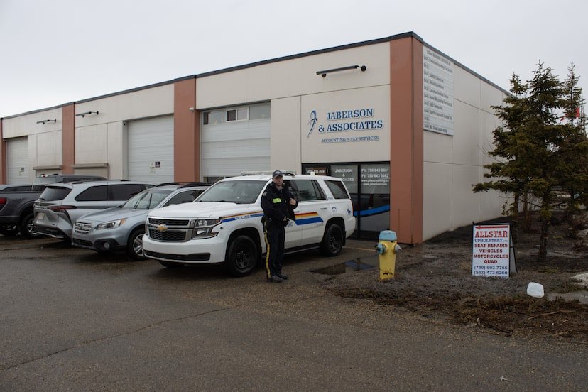 Robert Fife tweet media