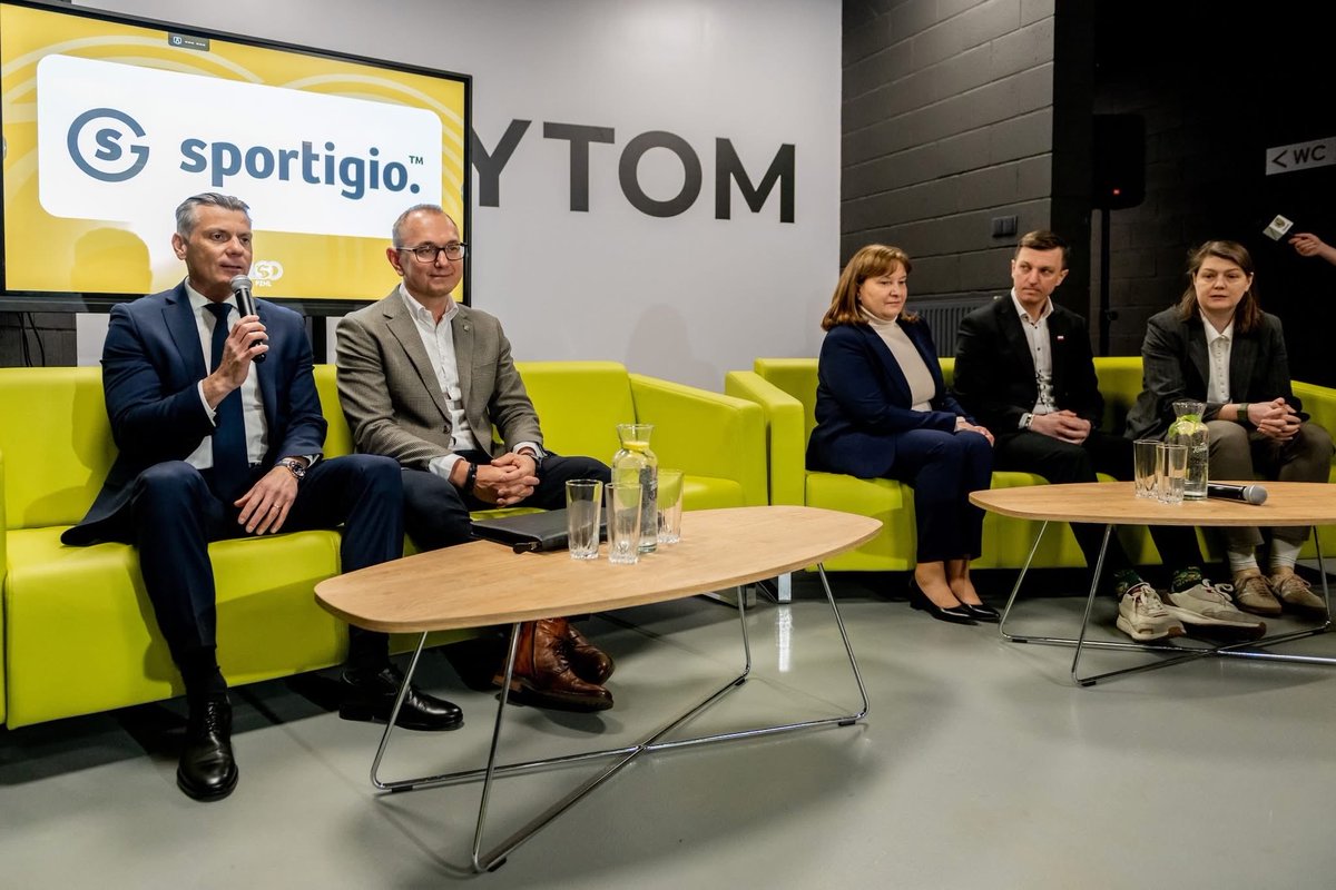 Mariusz Wołosz tweet media