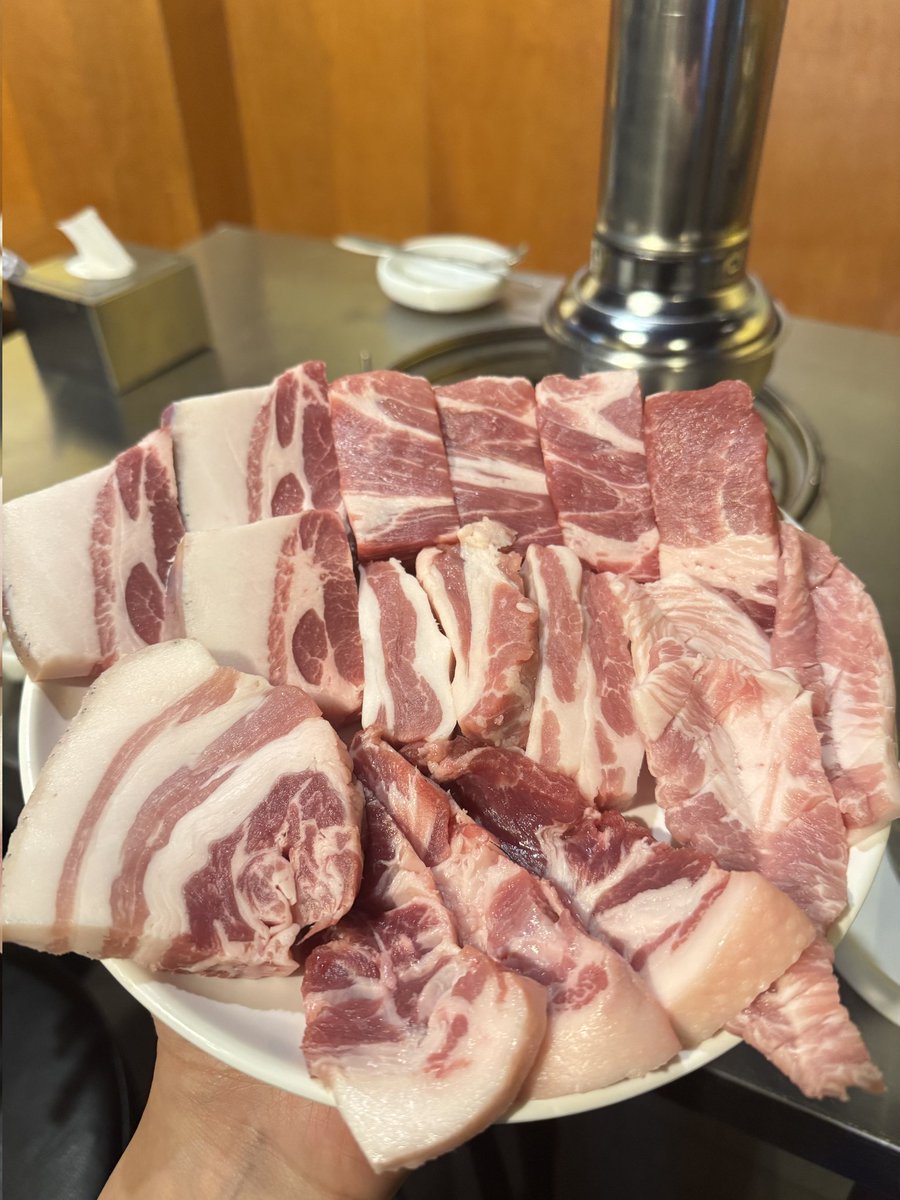 무신사 tweet media