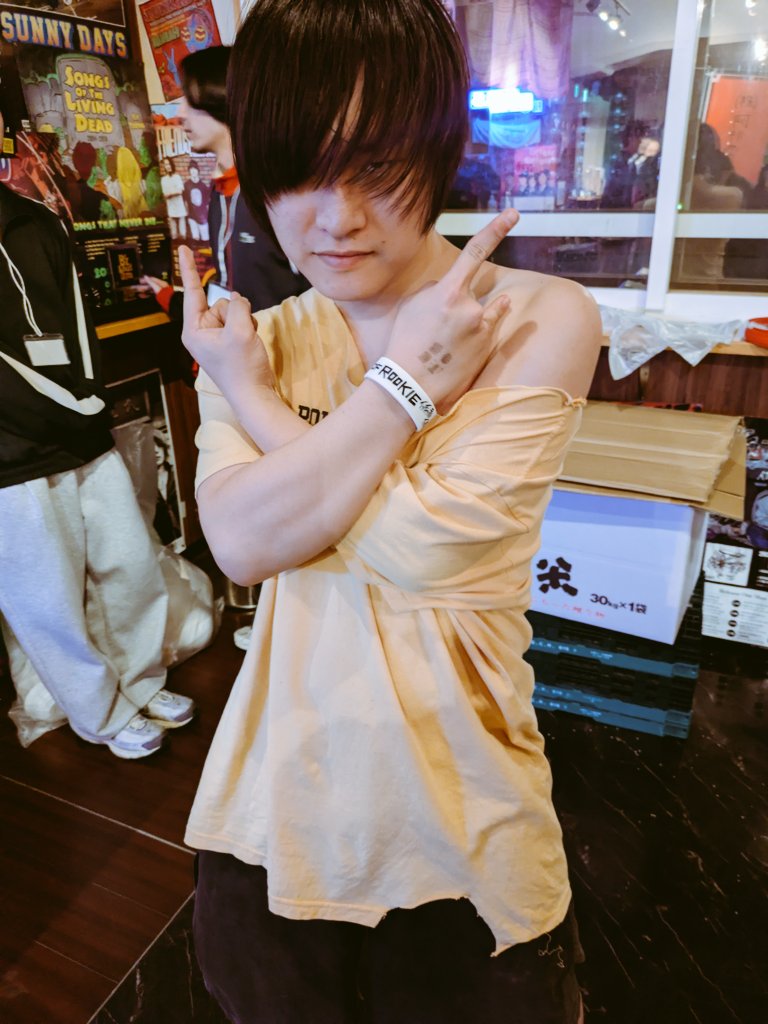 ゲイリー・ビッチェ (ヤジマX) tweet media