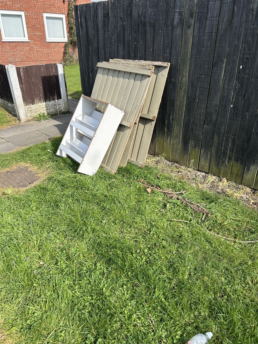 Phil Harris tweet media