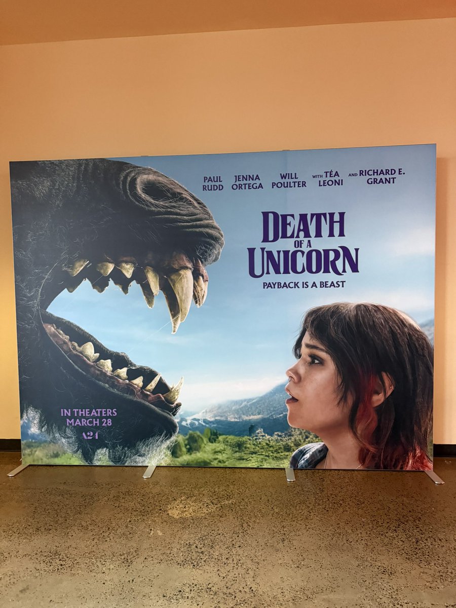 eryn ౨ৎ tweet media