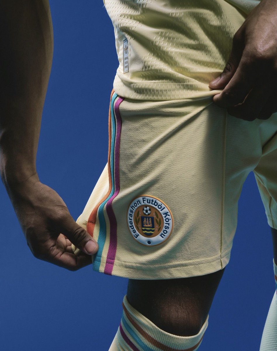 esvaphane's tweet photo. 🇨🇼 Curoçao 2026. Adidas. Away. 🇨🇼 https://t.co/xCourL5Yys