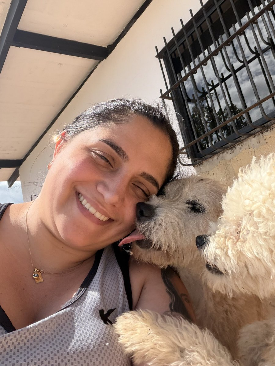 ayudemosapluto tweet media