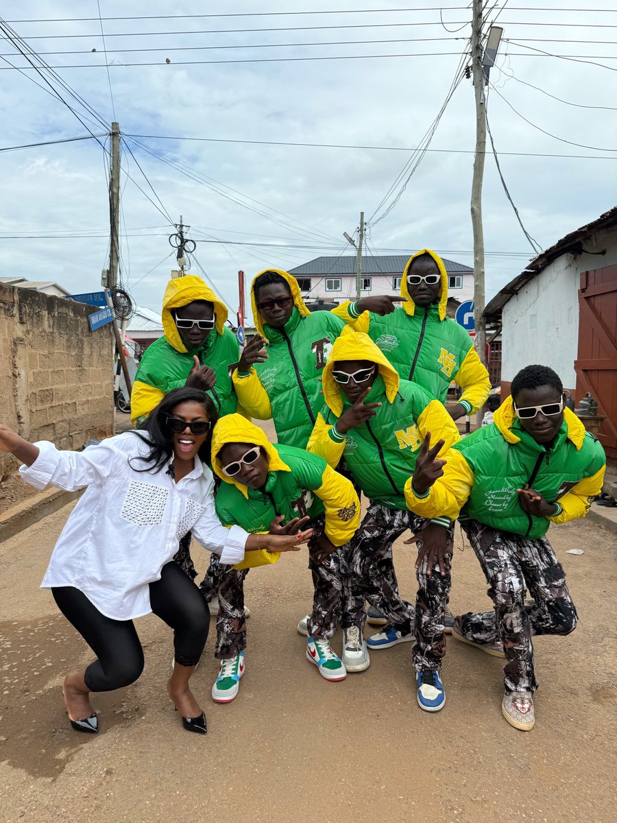 nana aba tweet media