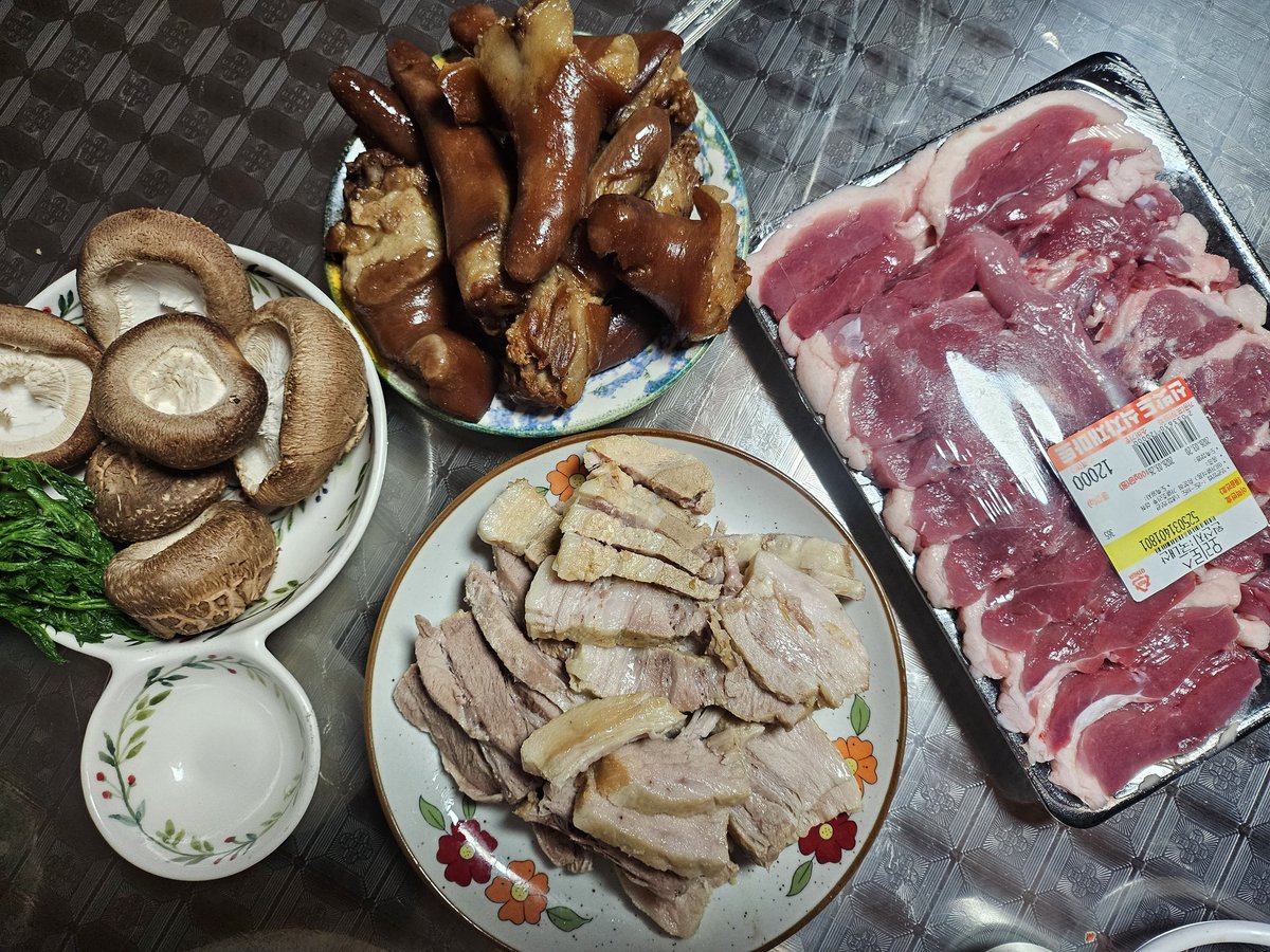 세상거꾸로보기 tweet media