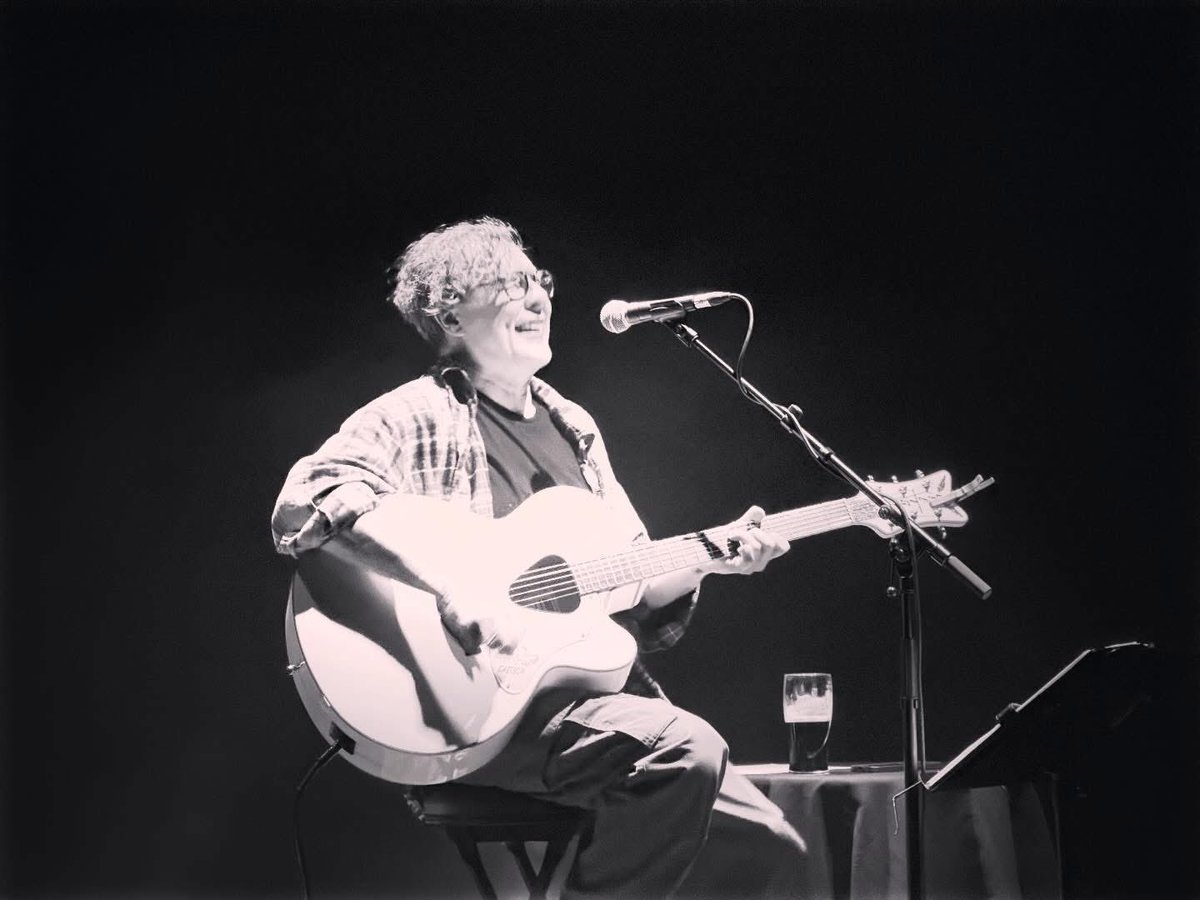 Miles Hunt tweet media