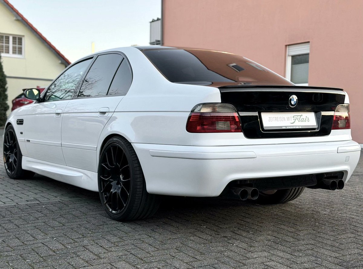 UNICARNS tweet media