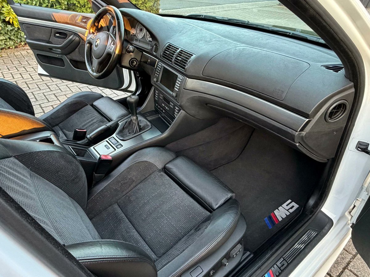 UNICARNS tweet media