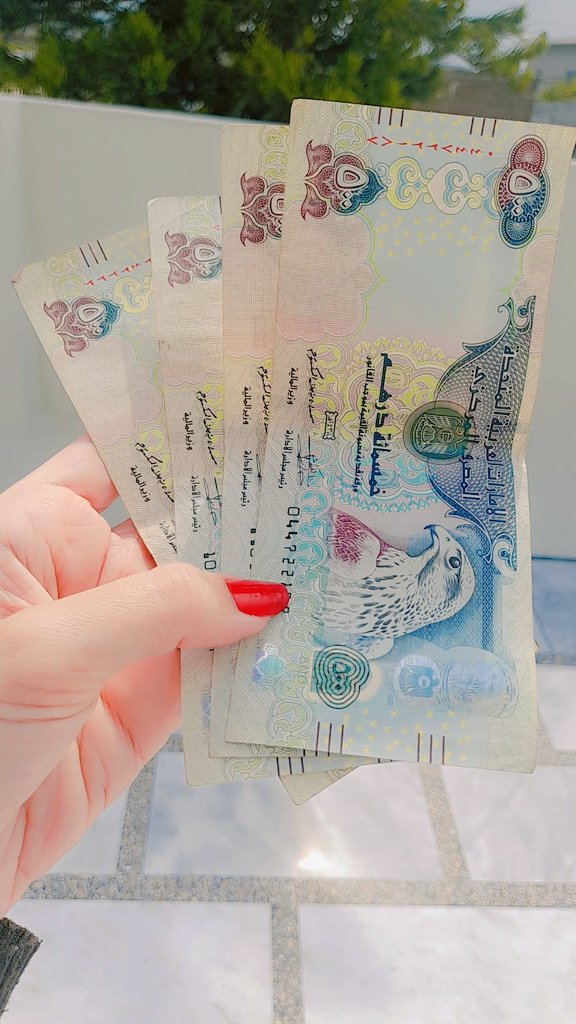 Mujhy to Eidi mil gyi
Tum log apna apna dekh lo