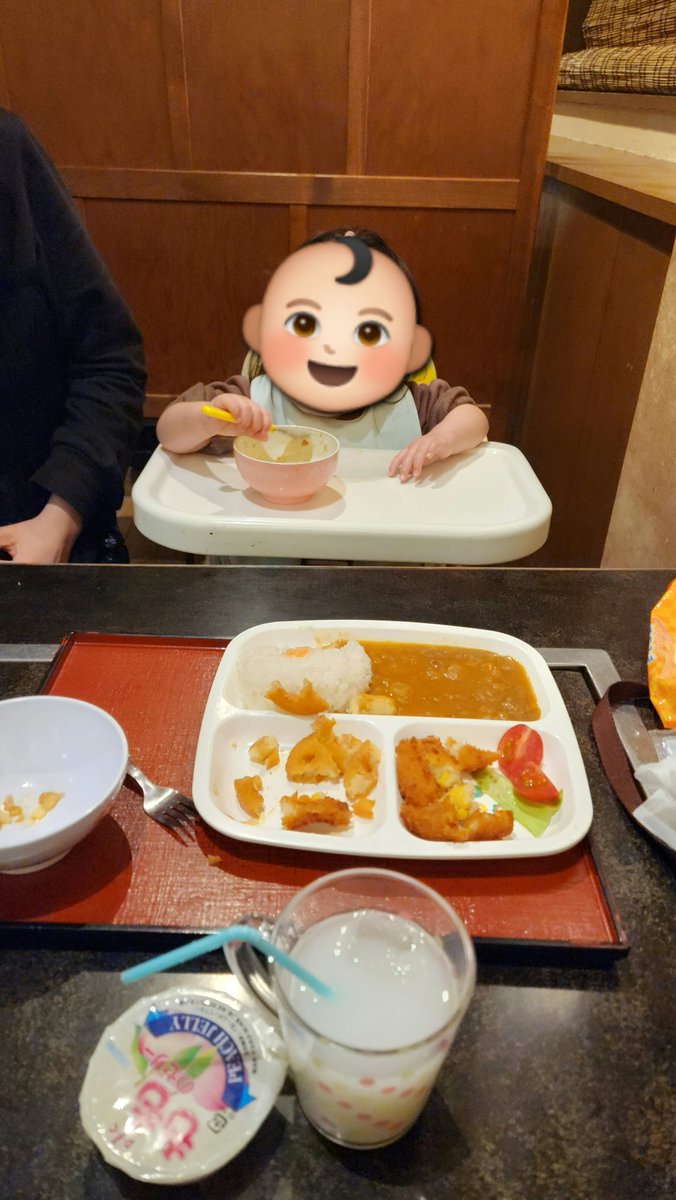 jme30528's tweet photo. 1歳半になって
食べれるもの増えたから
お子さまカレー食べに来た( ◜ᴗ◝ )ﾆｺ
ペロリと完食👏
副菜のポテトとコロッケのサクサク感は大人が食べたいレベルw
風風亭 @fuufuuteigifu はちびっ子のいるファミリーにもおすすめ！(｀･ω･´)
ごちそうさまでした！ https://t.co/1m5zVhW8Nr