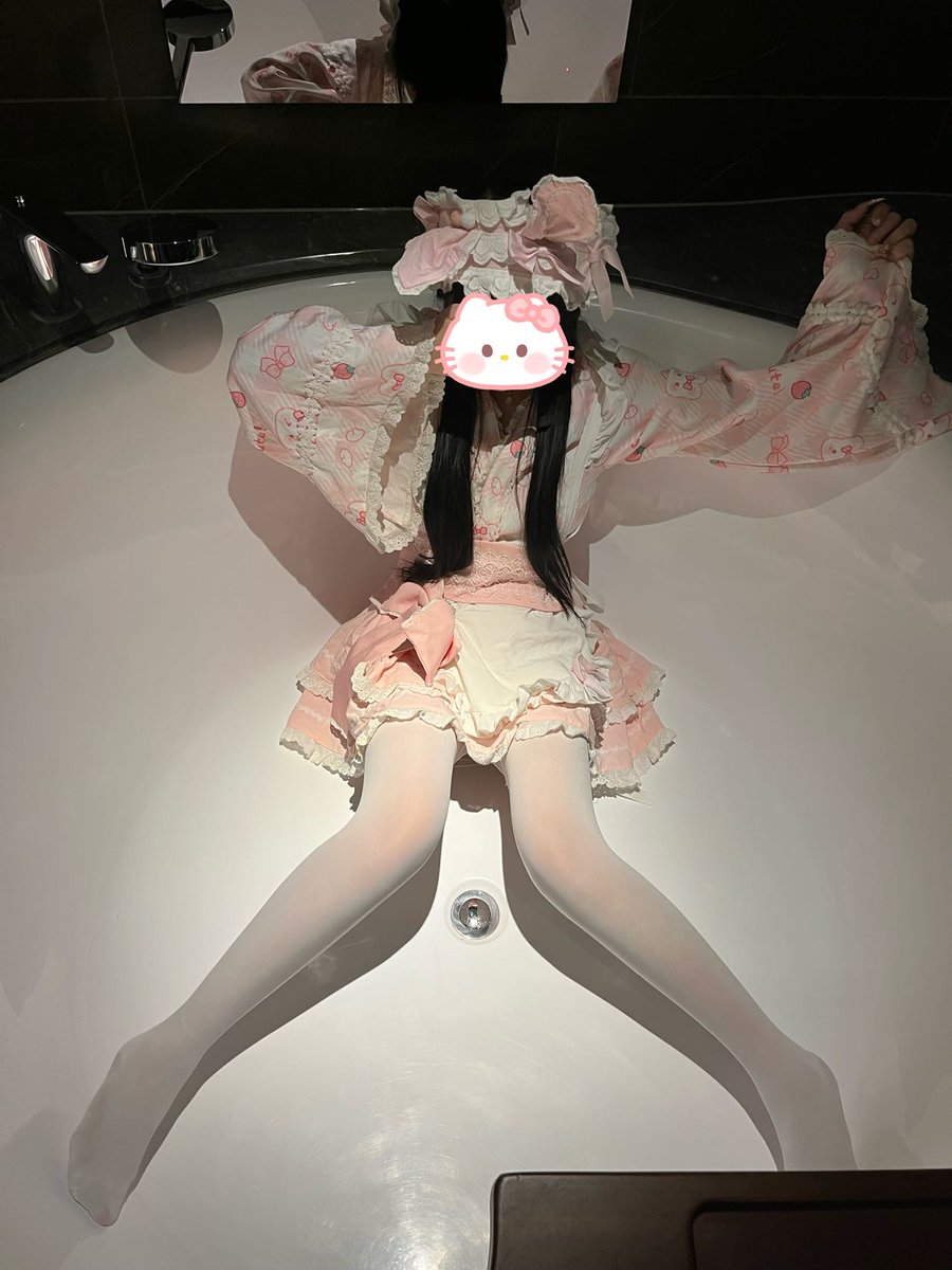 三岁💕cos墙(过年不打烊版) tweet media