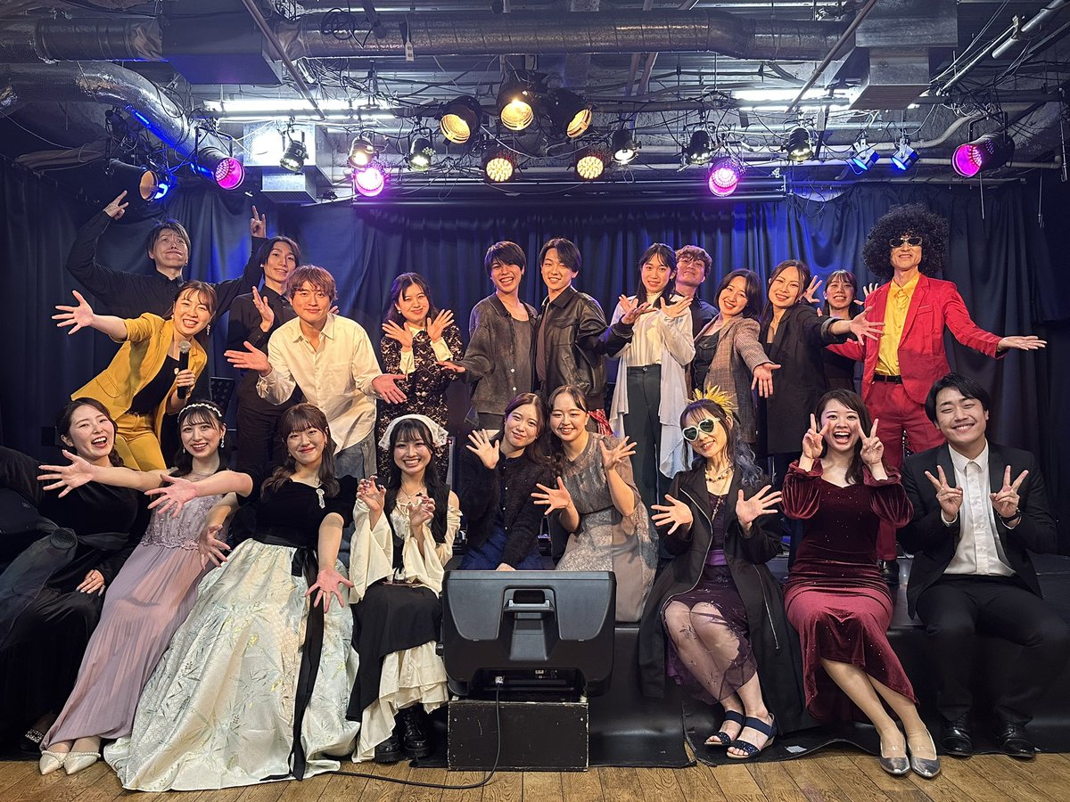 showoffmcl's tweet photo. SHOWOFF!! 夜の部も無事終演いたしました!!😎🎤

出演者の皆さま
会場でご覧いただいた皆さま
飛び入り参加いただいたお客様
ありがとうございました!!🌸

感想は、ぜひ  #ショーオフ をつけてポストしてください❣️

アーカイブ配信もお楽しみに📺🍿 https://t.co/hZzMGg7BY6