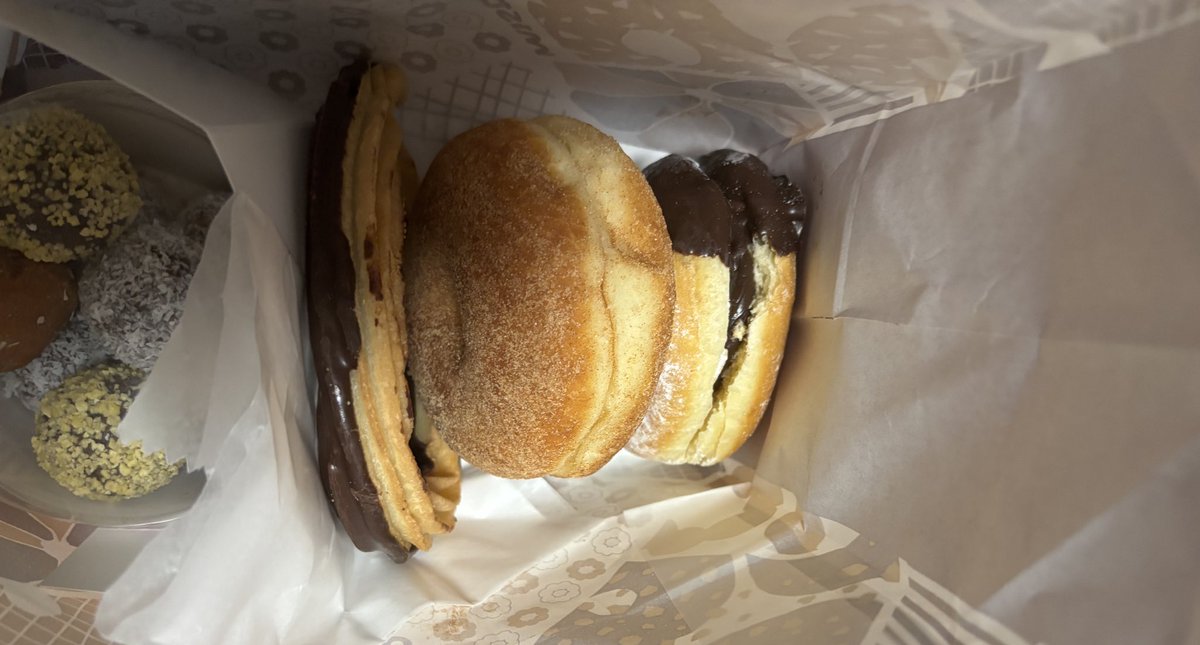 fujico12gnu👑🐃🦫🐺 tweet media