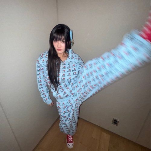 ʲⁱʷᵒᵒ ᵒᶠ ˢʰᵉᵈᵗʷᵗ IS SEEING NMIXX (*´∇｀*) tweet media