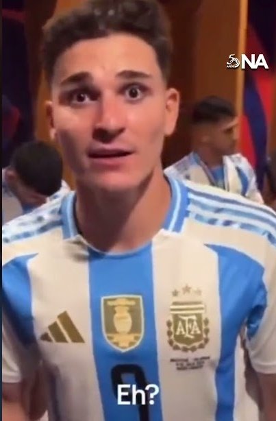 Maaki707 tweet media