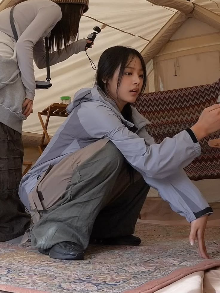 livy ఇ tweet media