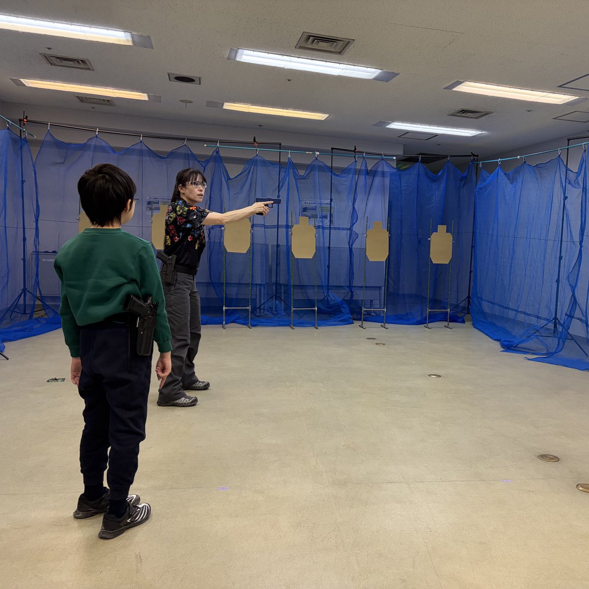 御堂筋シューティングクラブ tweet media